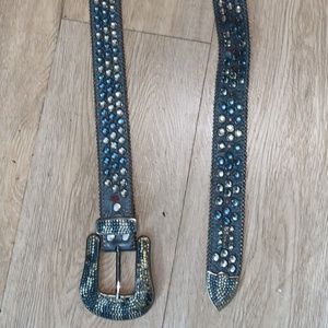 Triple stacked B.b Belt